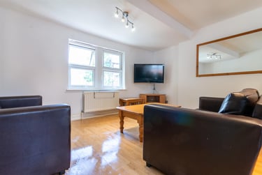 6 bed flat, George House, Jesmond, Newcastle, NE22AL - Image 1